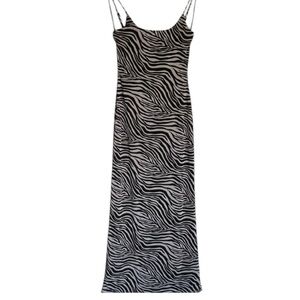 Chic Zebra Striped Maxi Dress size 4 black & gray